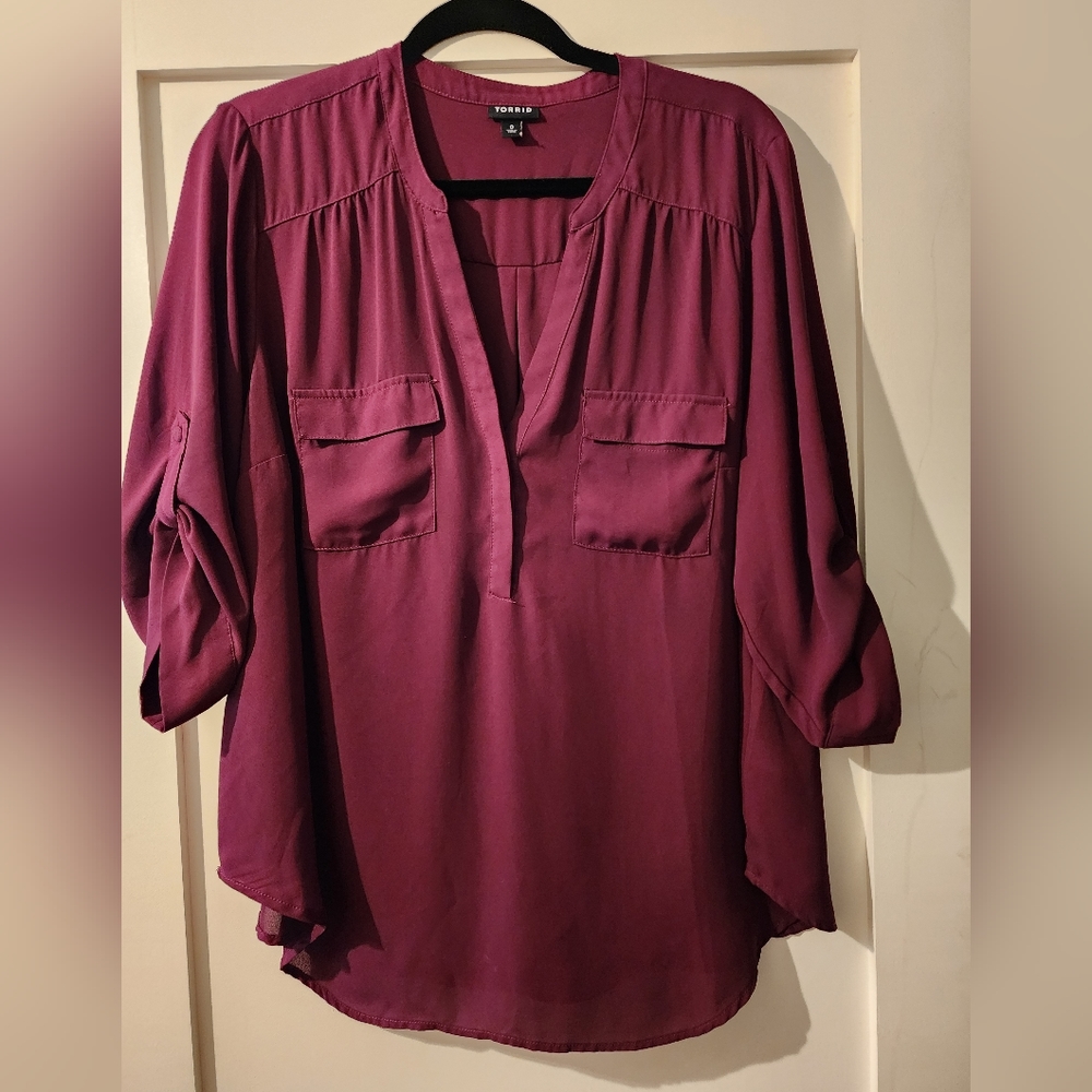 Harper 3-quarter sleeve pullover blouse